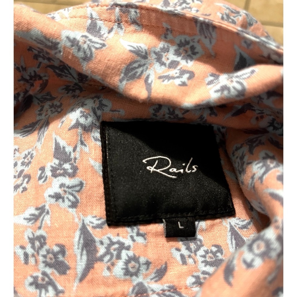 Rails Carson Button Down Linen Mix Shirt Scattered Posy Peach - Picture 8 of 8